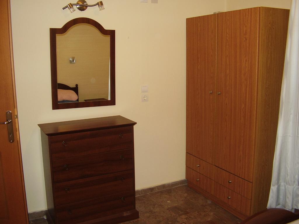 Dixtia Apartments Agios Georgios Pagon Cameră foto