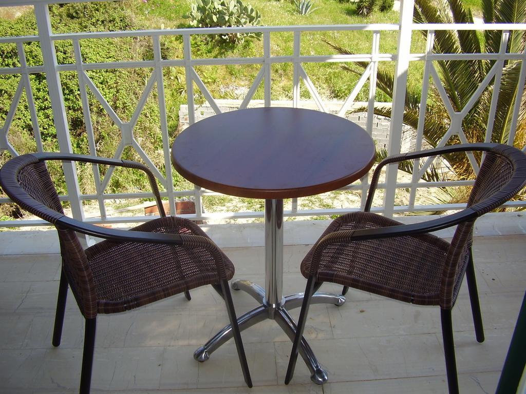 Dixtia Apartments Agios Georgios Pagon Cameră foto
